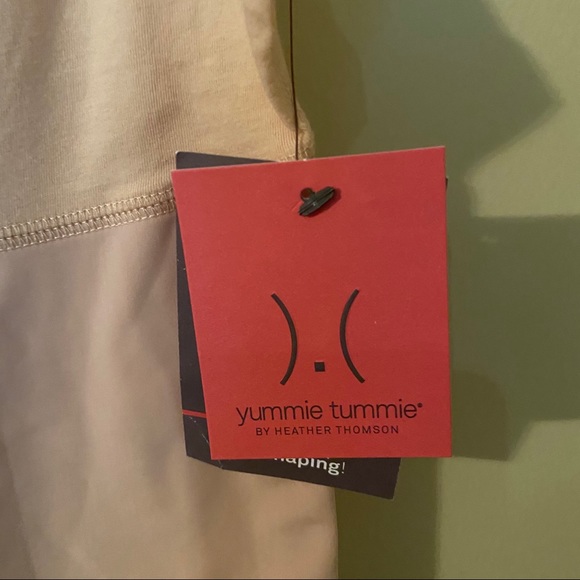 Yummie Tummie Nude Shaping Tank Small - Picture 4 of 4